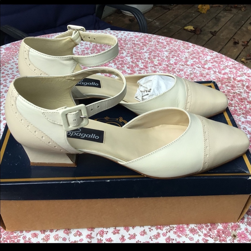 Vintage 1996 Pappagallo Heels cream kidskin ankle strap shoes 9.5